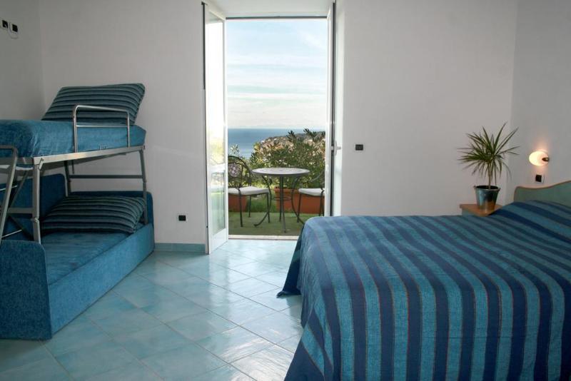 Hotel Poggio Del Sole Forio  Room photo